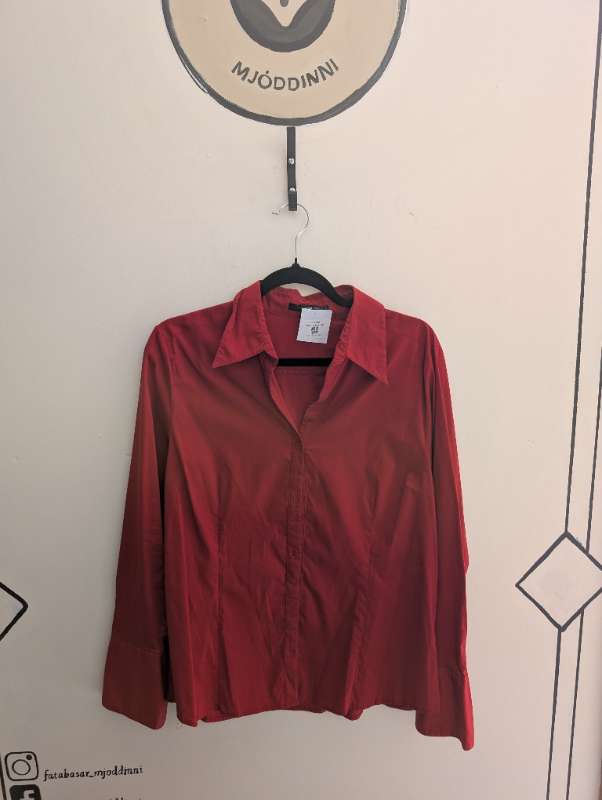 H&M - skyrta rauð - 46