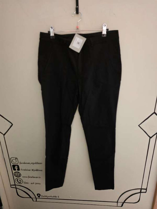 Buxur Kaffe svartar