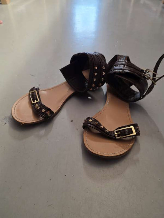 Charlotte Russe sandalar