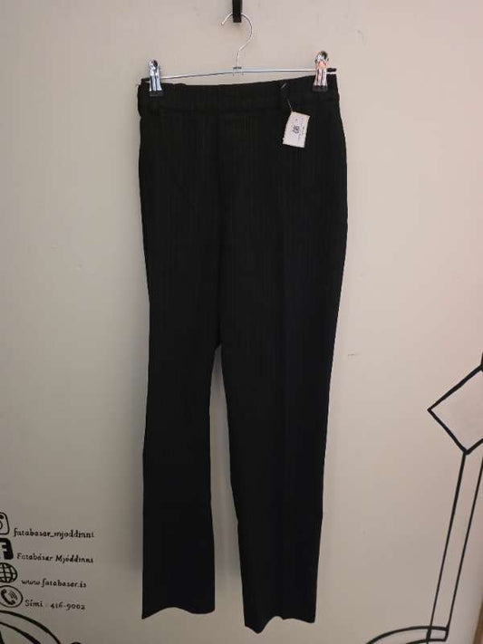 Dragtarbuxur Uniqlo teinóttar
