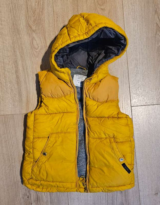 Zara gult vesti