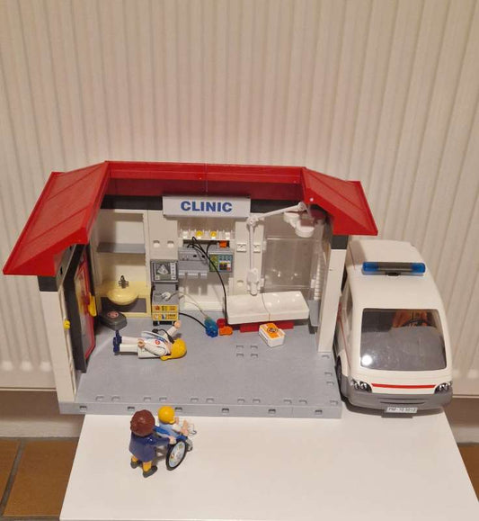 Playmobil læknastöð