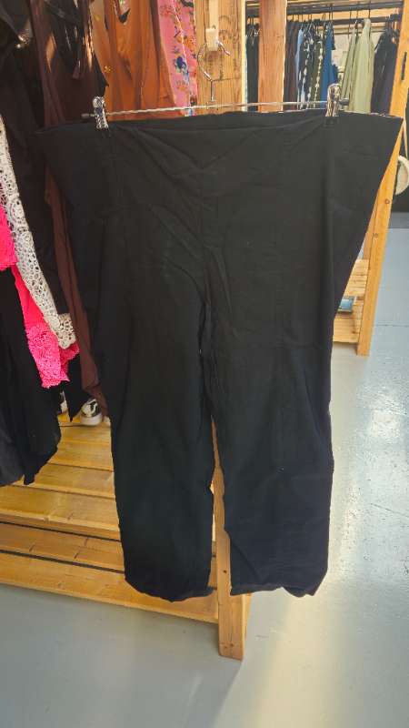 Yessica buxur svartar