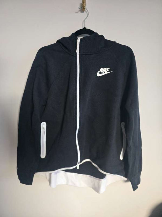 Nike hettupeysa rennd, sjá einnig buxur