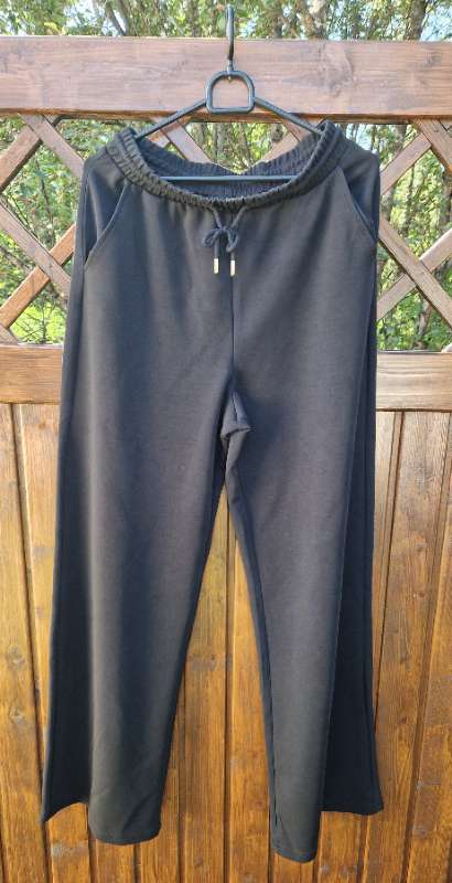 Joggingbuxur svartar