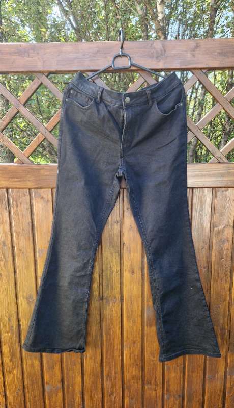Gallabuxur svartar
