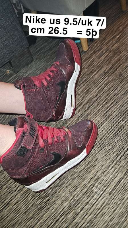 Nike skòr vínrauðir