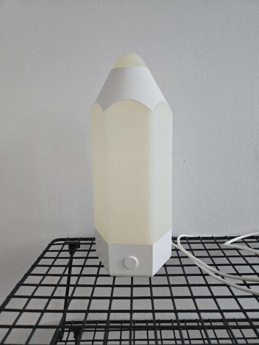 Ikea lampi breytir litum