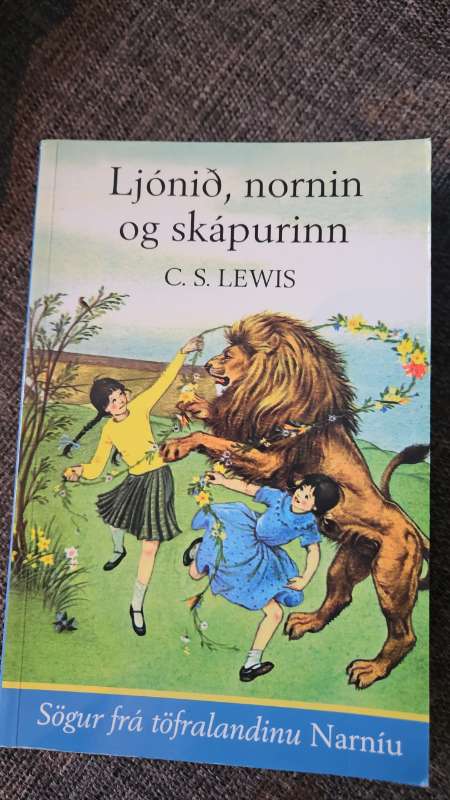 Narnia2 bók