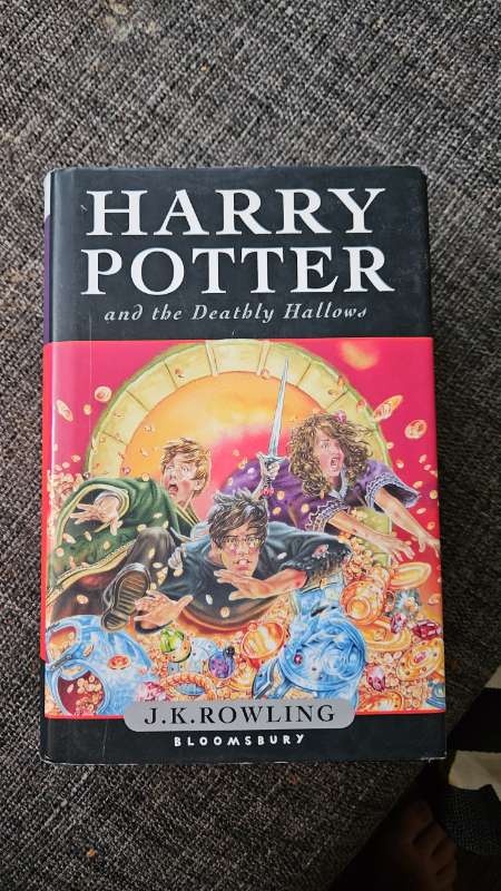 Harry Potter and the deathly Hallow