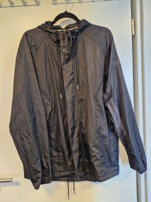 Under Armor vind/hlaupa jakki