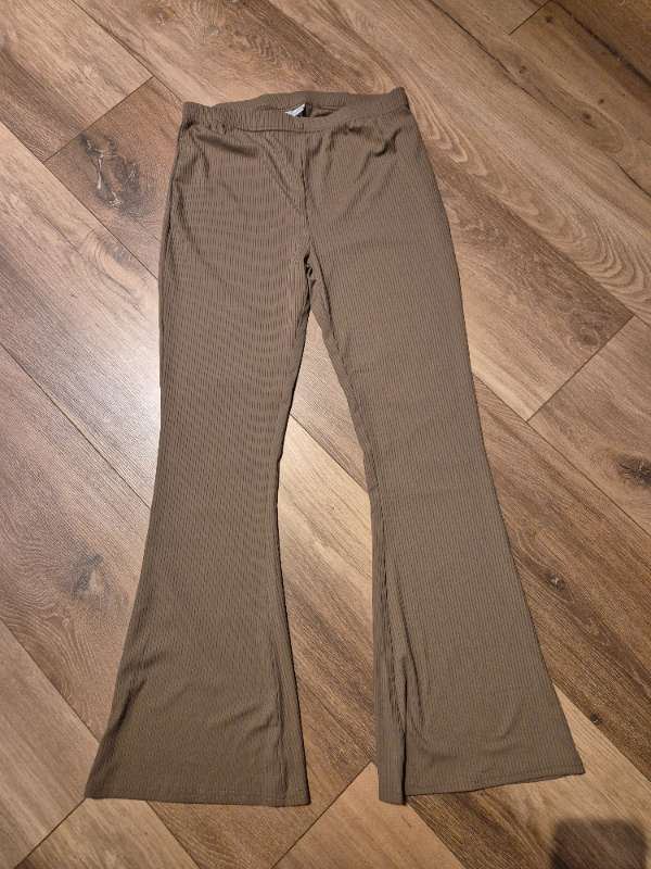 Buxur ribbed ljós brúnar