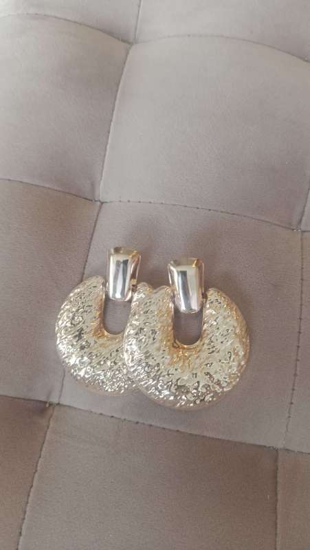 Eyrnalokkar rosegold nyjir