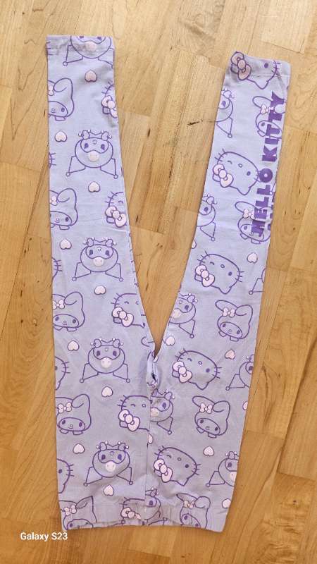 Hello Kitty leggings