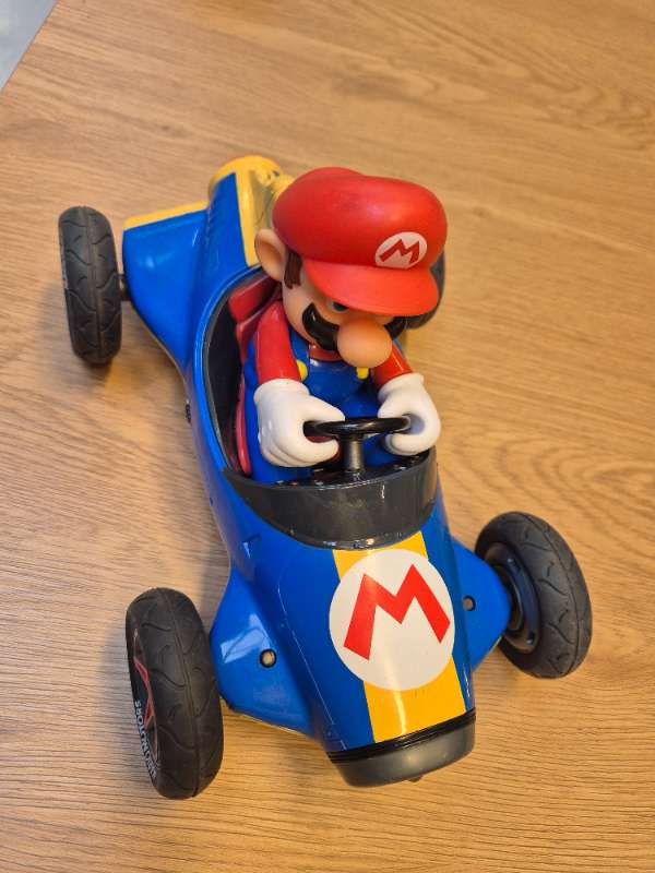 Supermario bill er bilaður, ekki hægt að keyra.