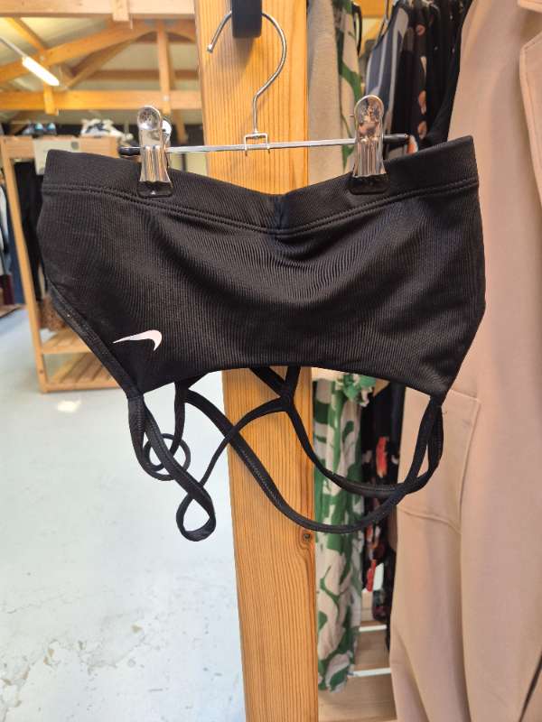 Nike toppur