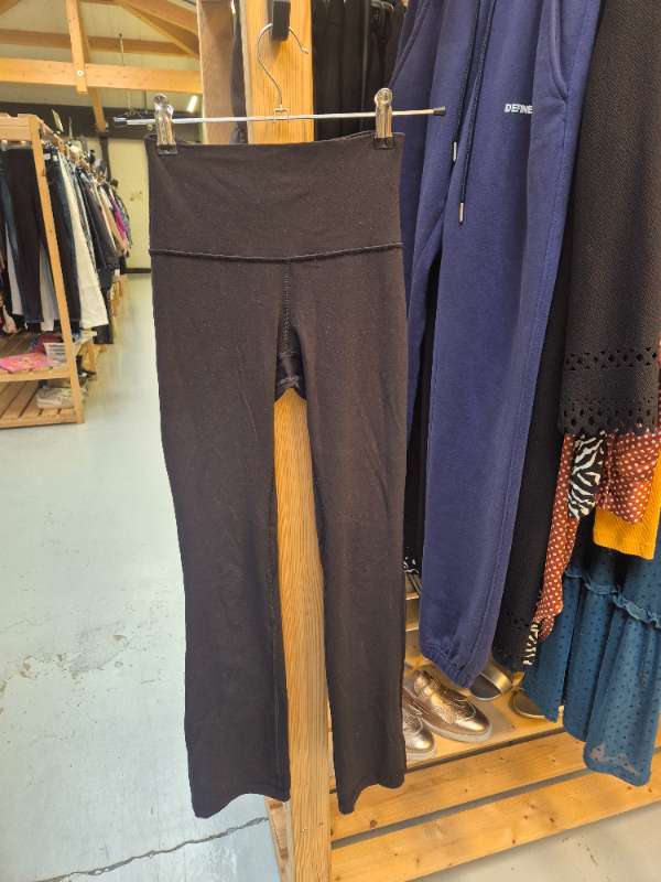 Lululemon buxur