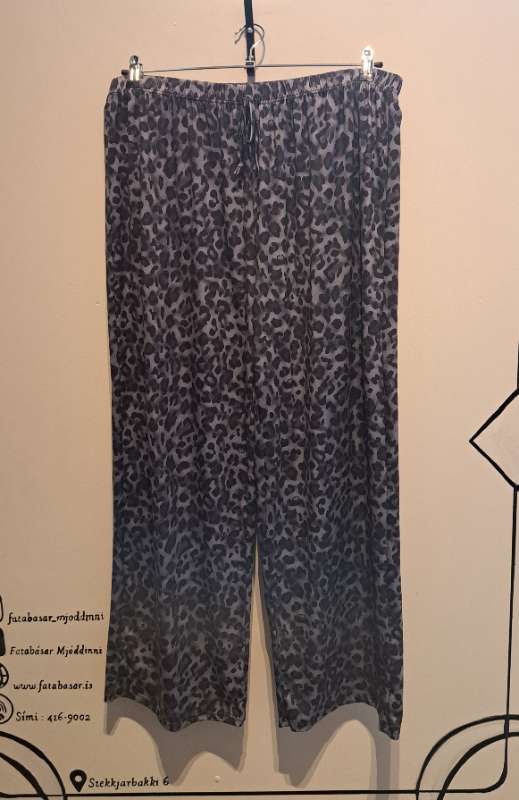 Dry fit buxur animal print gráar