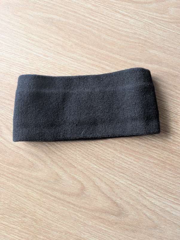 Svart ennisband
