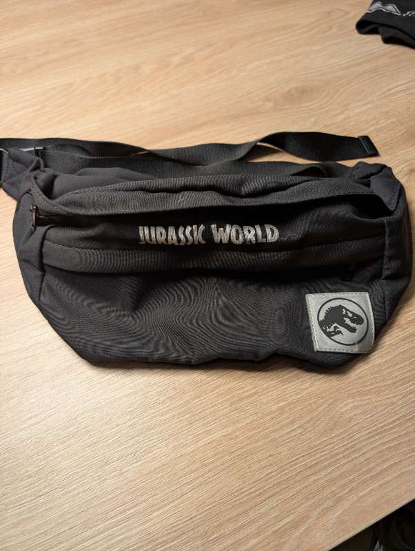 Mittistaska Jurassic world