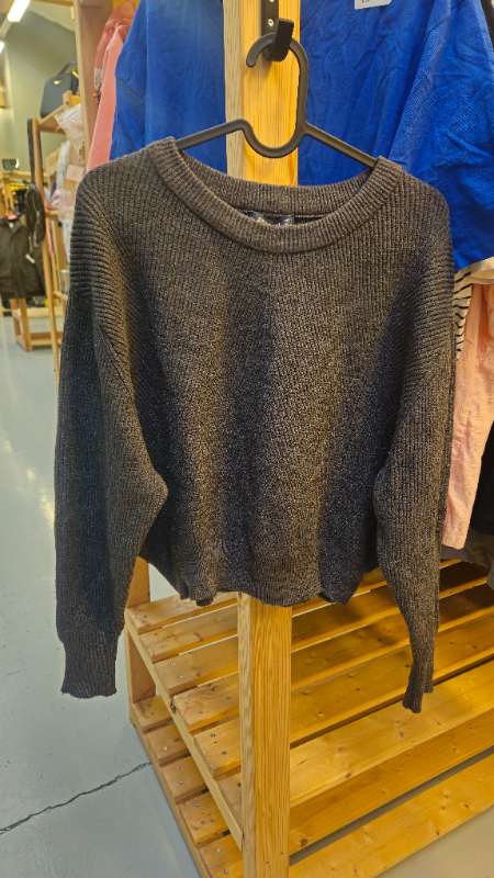 Zara knit peysa grá