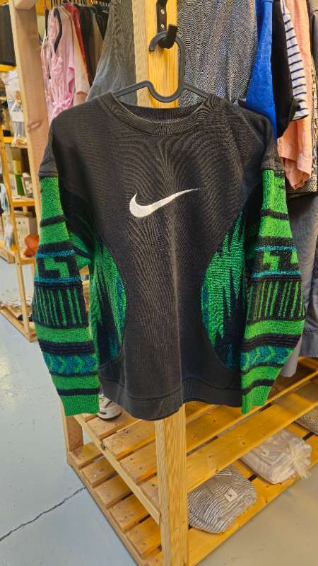 Nike peysa vintage