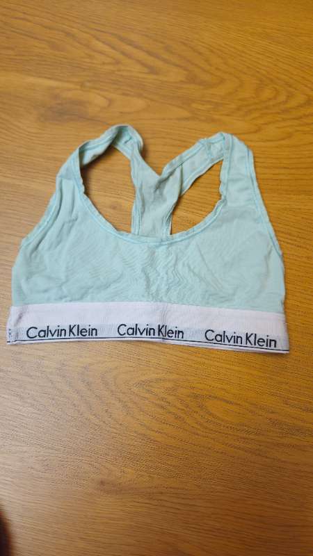 Sægrænn Calvin Klein toppur
