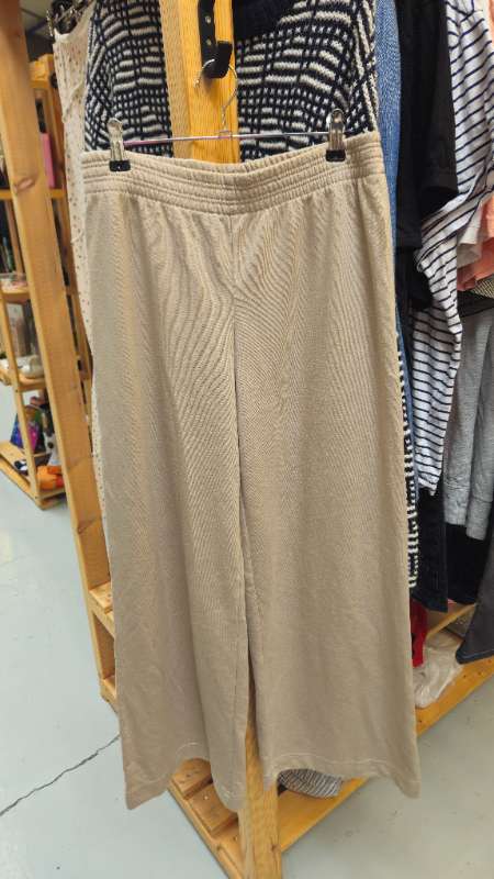 Beige joggingbuxur