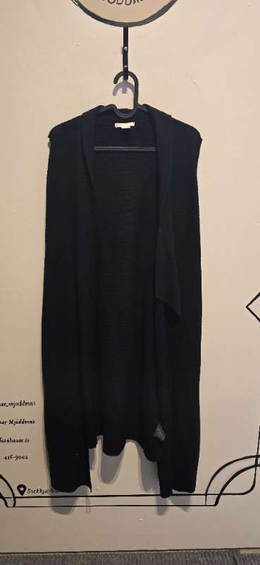 H&M vesti