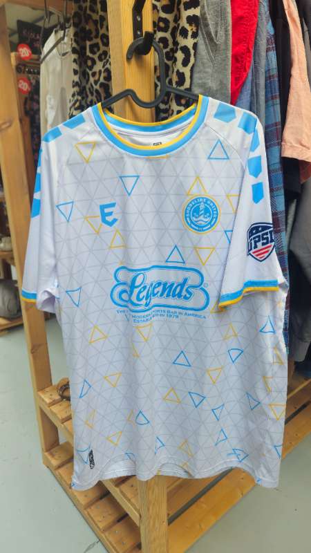 Treyja shoreline united