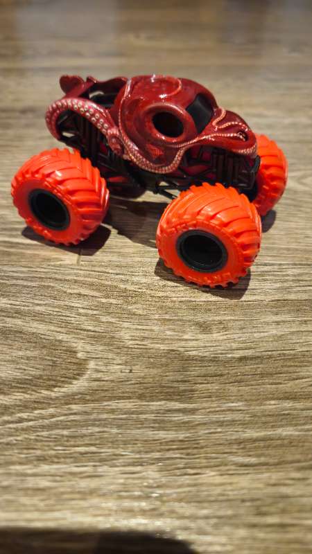 Monster truck bíll kolkrabbi