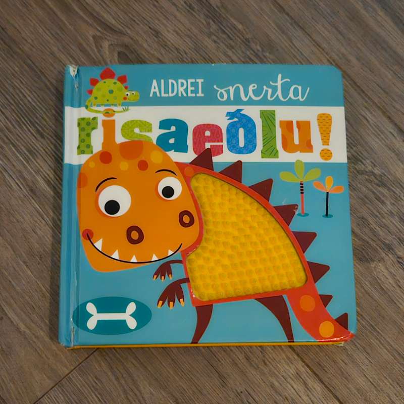 Aldrei snerta risaeðlu bók