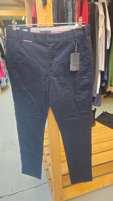 Tommy Hilfiger buxur nýjar dökkbláar
