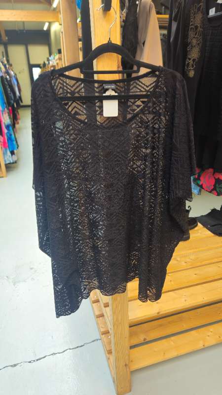 Gina Tricot netablússa