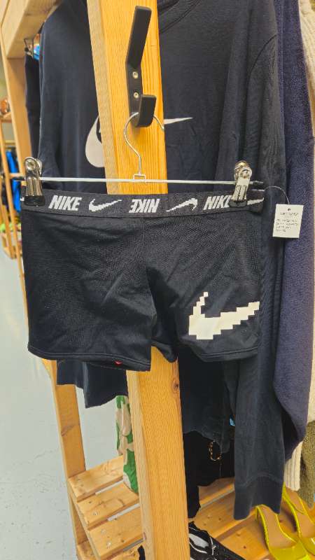 Nike barna sundbuxur