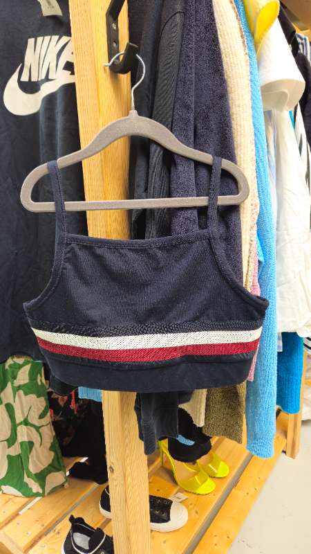 Tommy Hilfiger toppur nýr