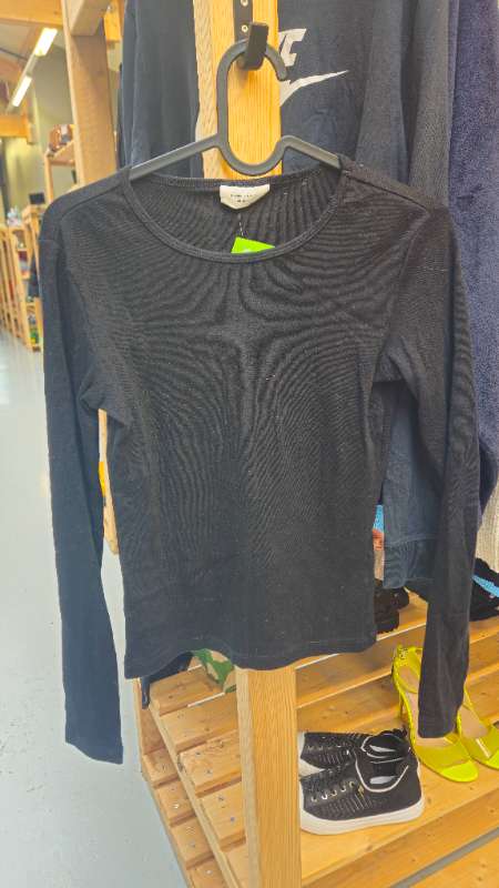 Gina Tricot langermabolur svartur