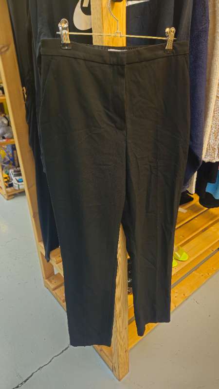 HM buxur svartar