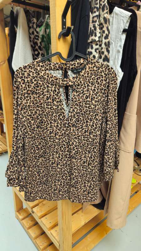 Leopard blússa