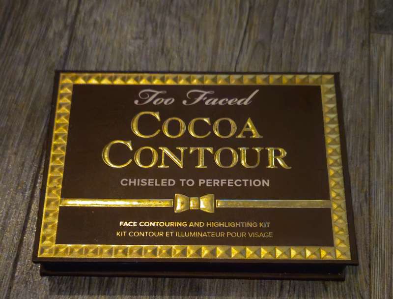 Too faced cocoa contour ónotað