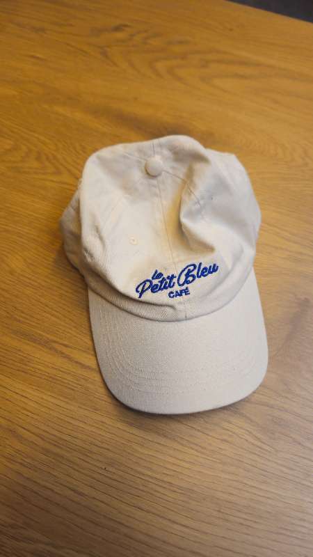 Derhúfa petit blue pull&bear