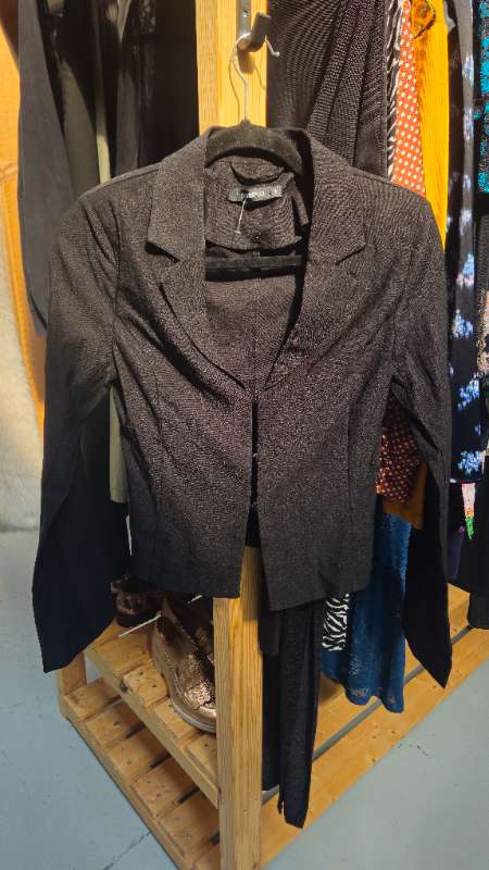 Gina Tricot jakki