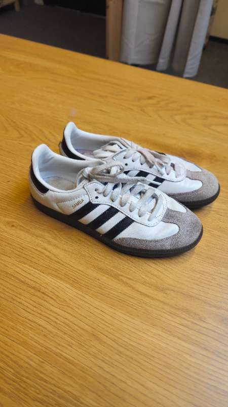 Adidas Samba
