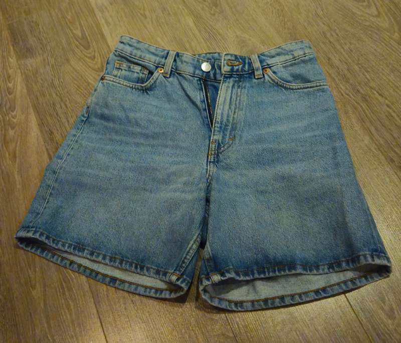 Monki gallastuttbuxur