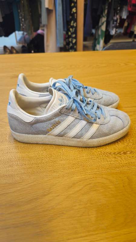 Adidas Gazelle ljósbláir