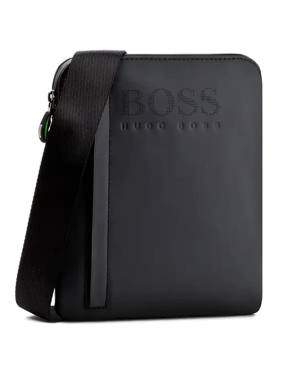 Hugo Boss taska