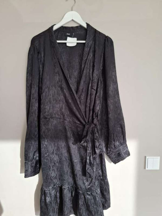 Kjóll Curvy svart XL/XXL