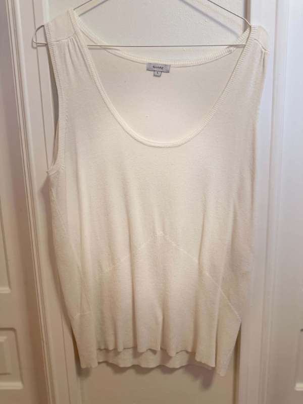 Vesti Share hvítt
