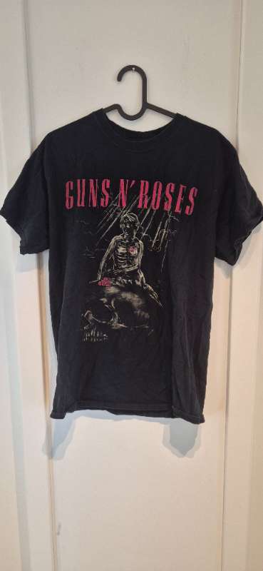 Bolur Guns and roses