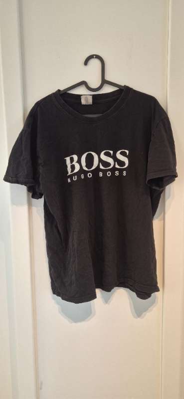 Svartur Hugo Boss bolur